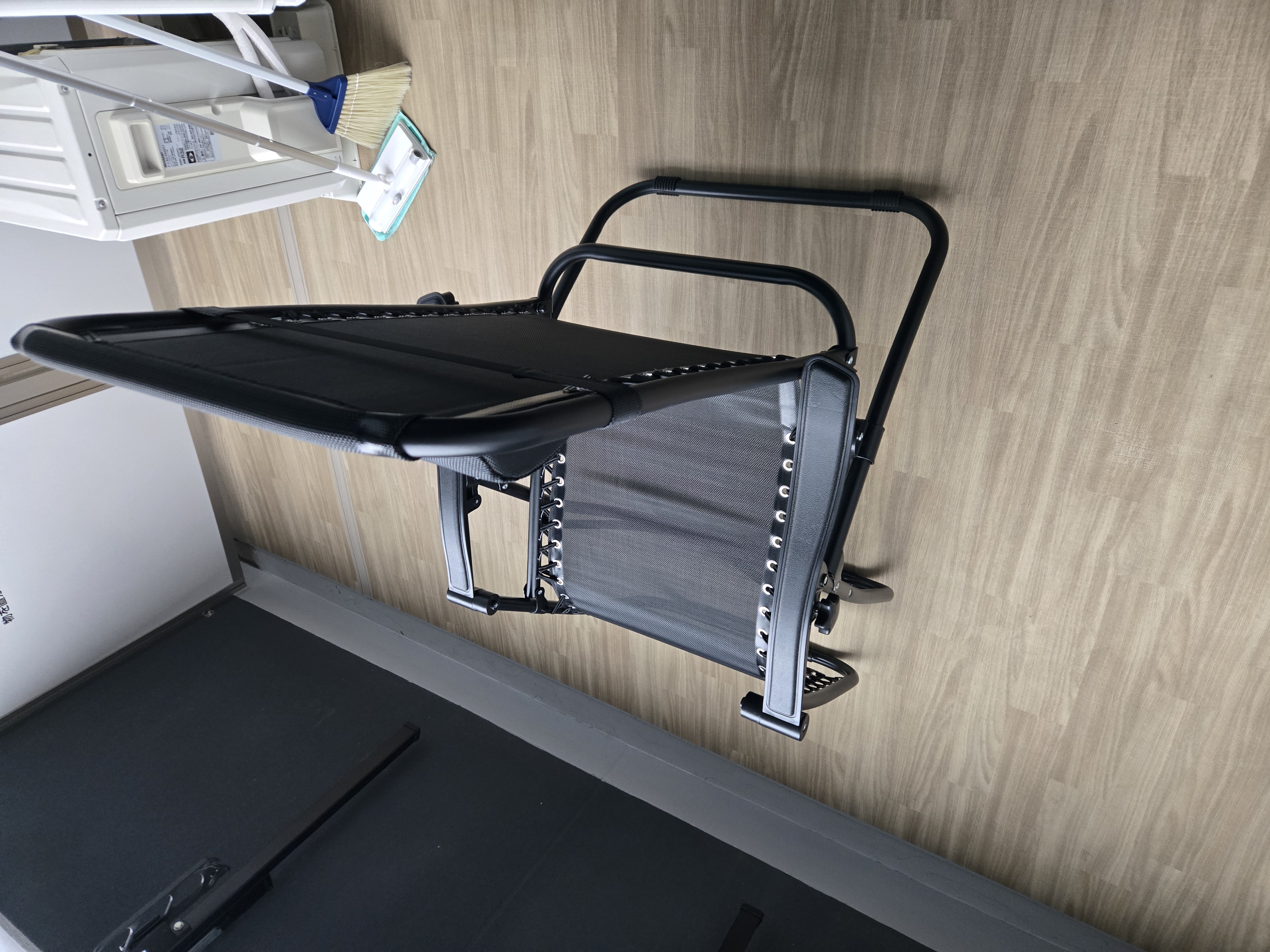 整頓された新居のデスク